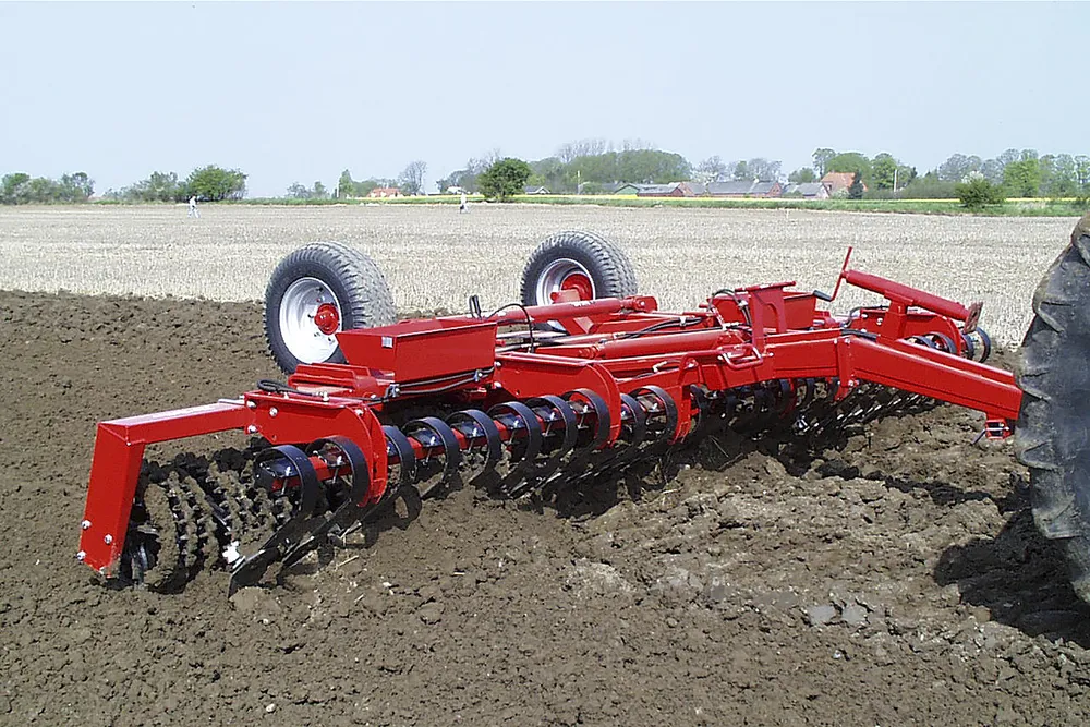 HE-VA Tip-Roller 6,3 M jyrä