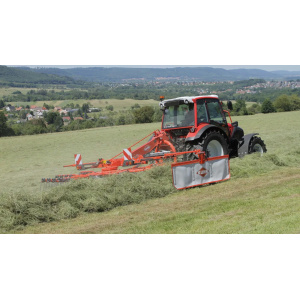 Alternative view of KUHN GA 4731 1-roottorinen karhotin