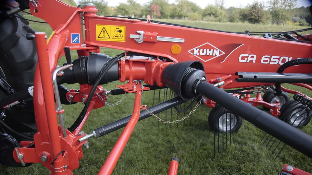 KUHN GA 6501 P 2-roottorinen karhotin nostolaite - Image 3