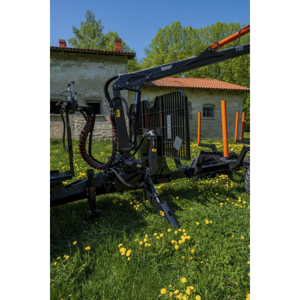 BMF 720 HC 6/8XY 55L metsäkuormain - Image 8