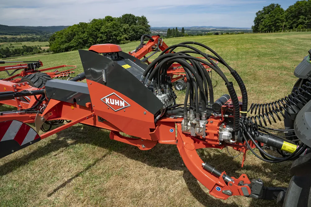 KUHN GA 13231 4-roottorinen karhotin - Image 4