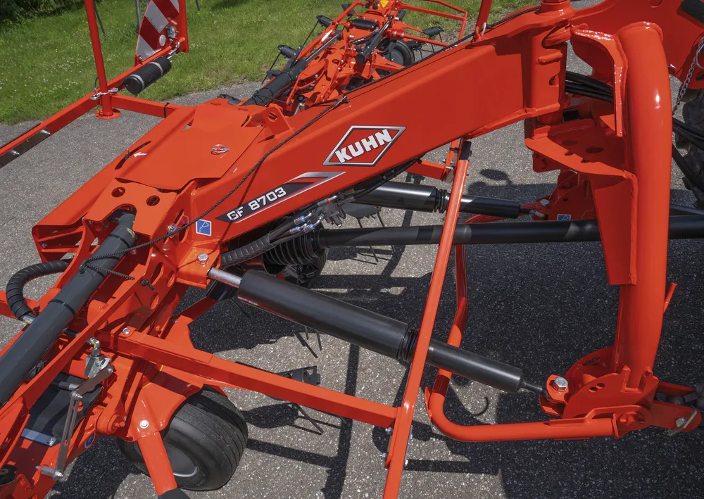 KUHN GF 8703 pöyhin nostolaitekiinnitteinen - Image 6