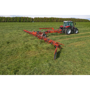 Alternative view of KUHN GF 13003 T hinattava pöyhin