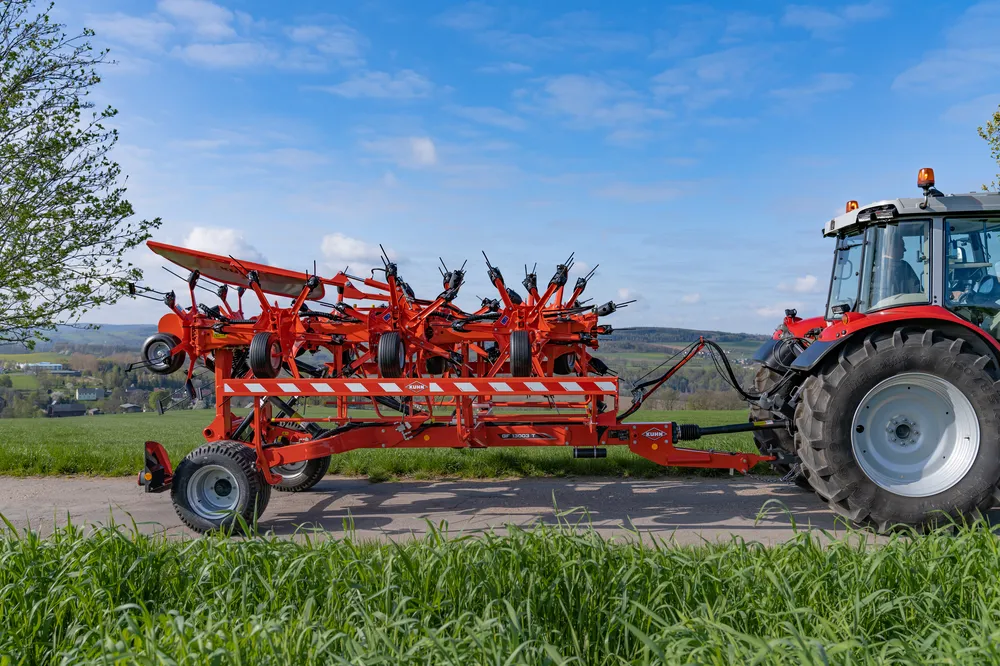 KUHN GF 13003 T hinattava pöyhin - Image 8