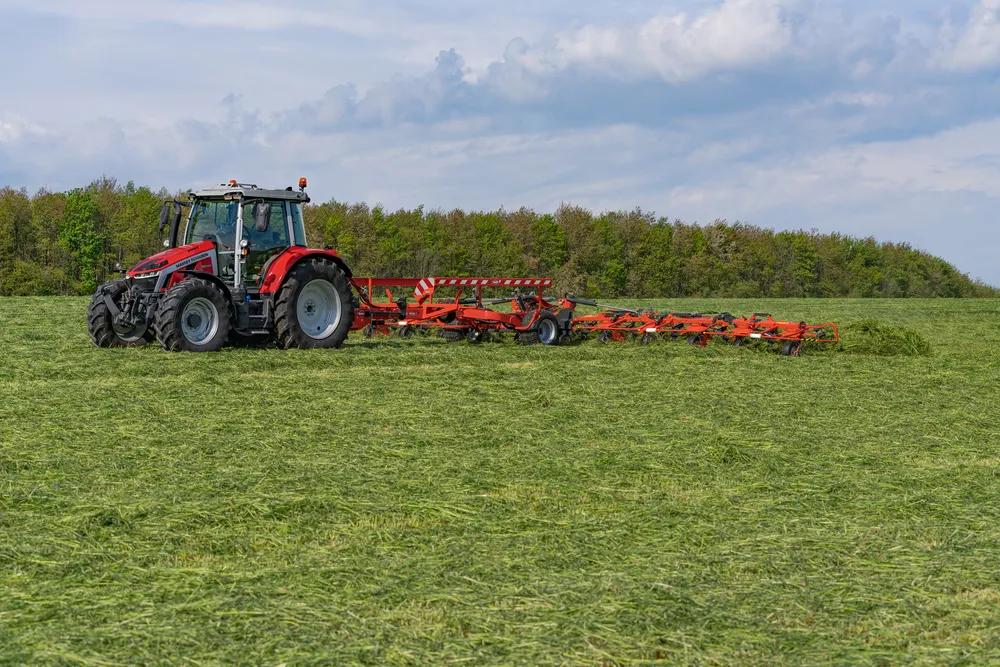 KUHN GF 13003 T hinattava pöyhin - Image 9