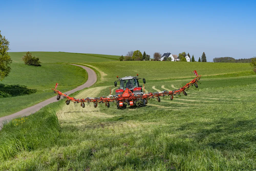KUHN GF 13003 nostolaitekiinnitteinen pöyhin - Image 4