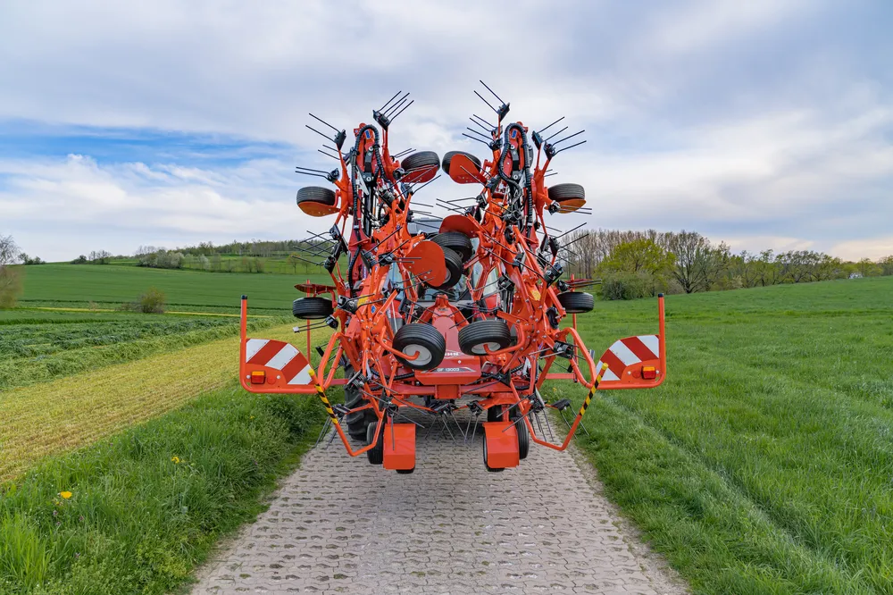 KUHN GF 13003 nostolaitekiinnitteinen pöyhin - Image 8