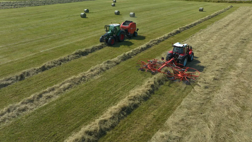 KUHN GA 7631 P 2-roottorinen karhotin nostolaite - Image 2