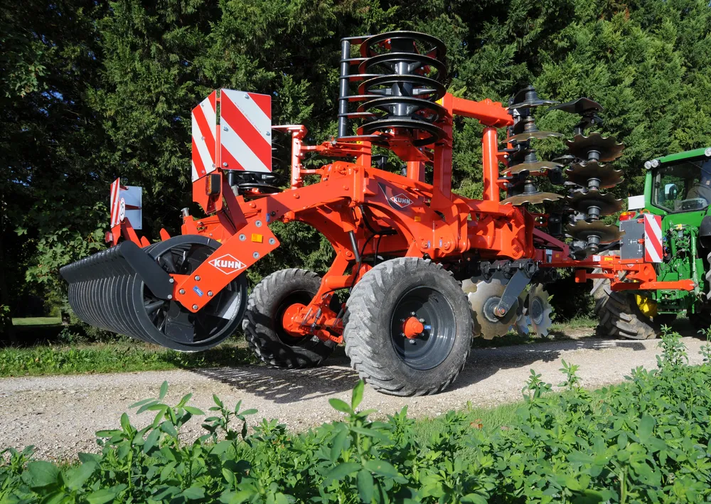 KUHN Optimer+ 4003 hinattava lautasmuokkain