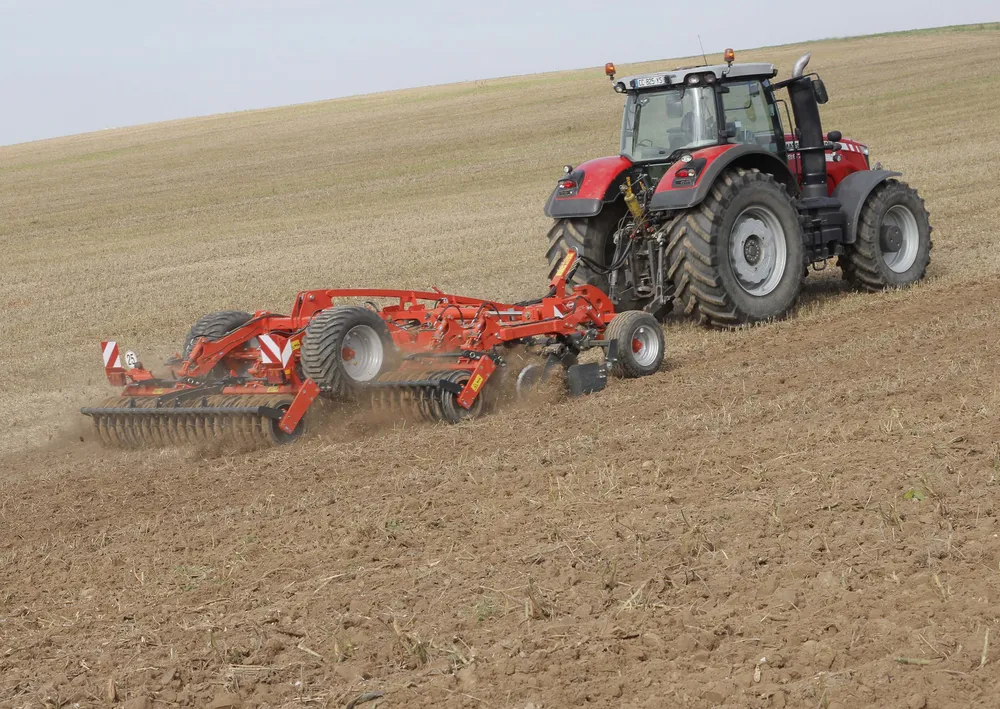 KUHN Optimer+ 5003 hinattava lautasmuokkain
