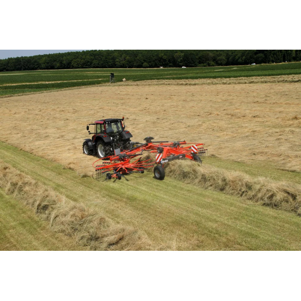 Kuhn GA 8731 2-roottorinen karhotin