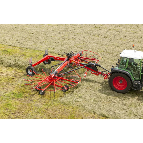 Kuhn GA 9531 2-roottorinen karhotin