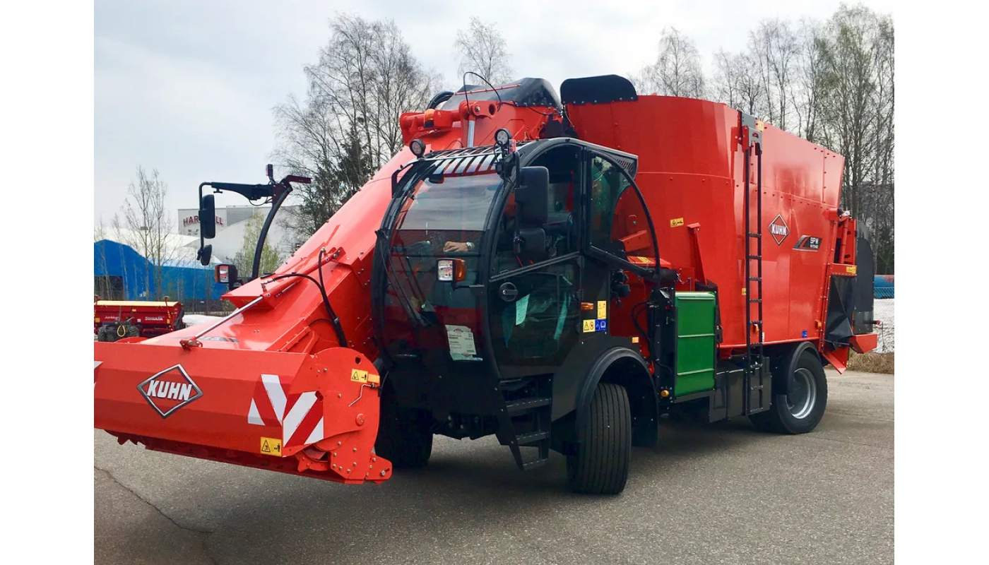 Kuhn SPW Intense 27 m3 2 ruuvinen ajettava apevaunu
