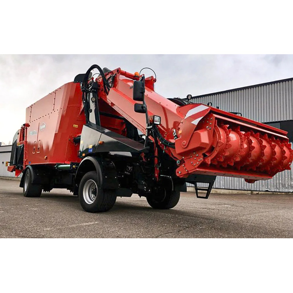 Kuhn SPW Intense 27 m3 2 ruuvinen ajettava apevaunu