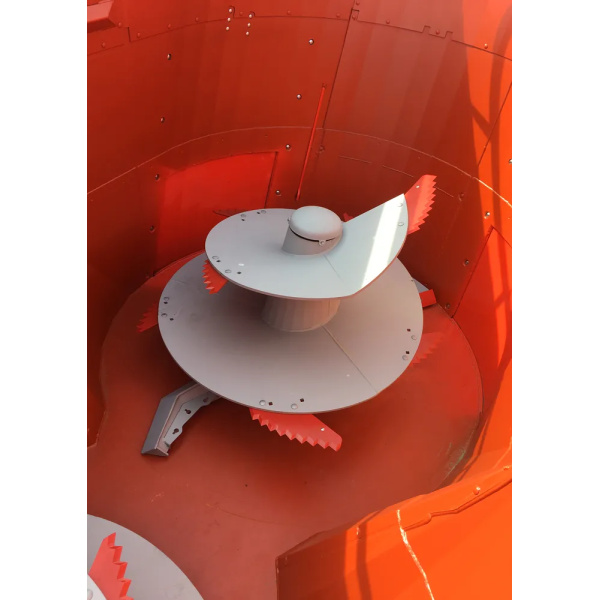 Kuhn SPW Intense 27 m3 2 ruuvinen ajettava apevaunu