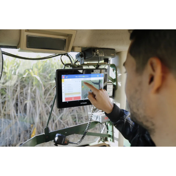 Trimble GFX-1060 & NAV-900 ajo-opastin
