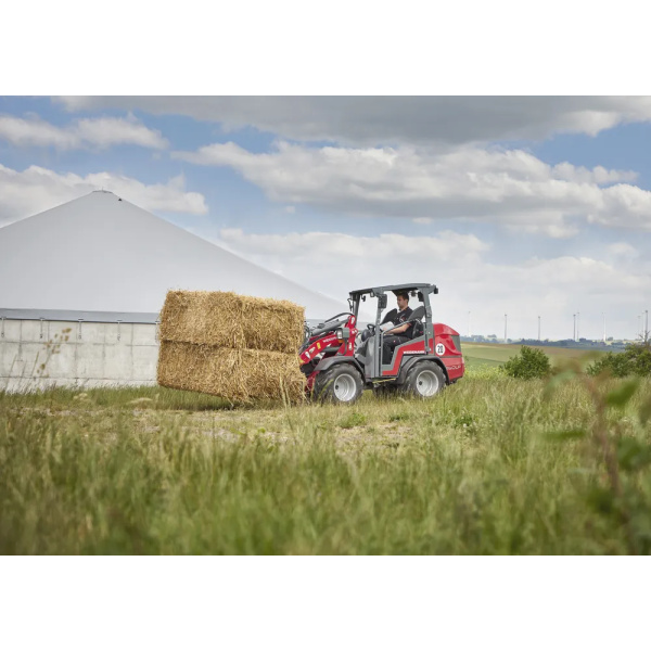 Weidemann 1260LP turvakaarella